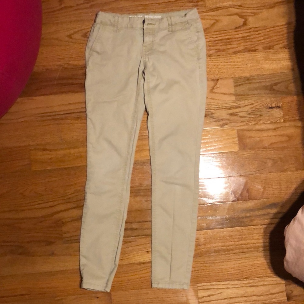 Women’s Khaki Pants